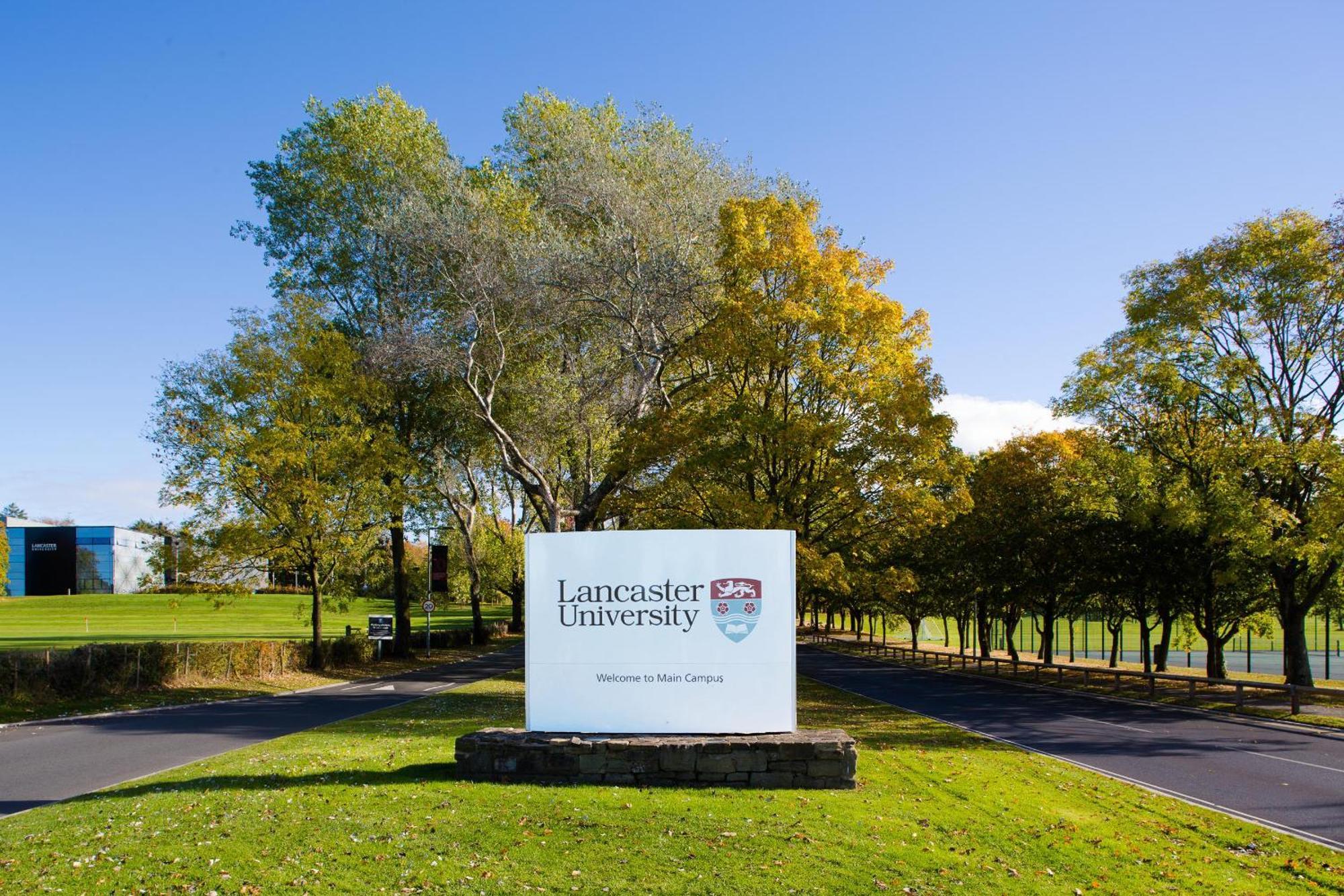 Lancaster University Экстерьер фото